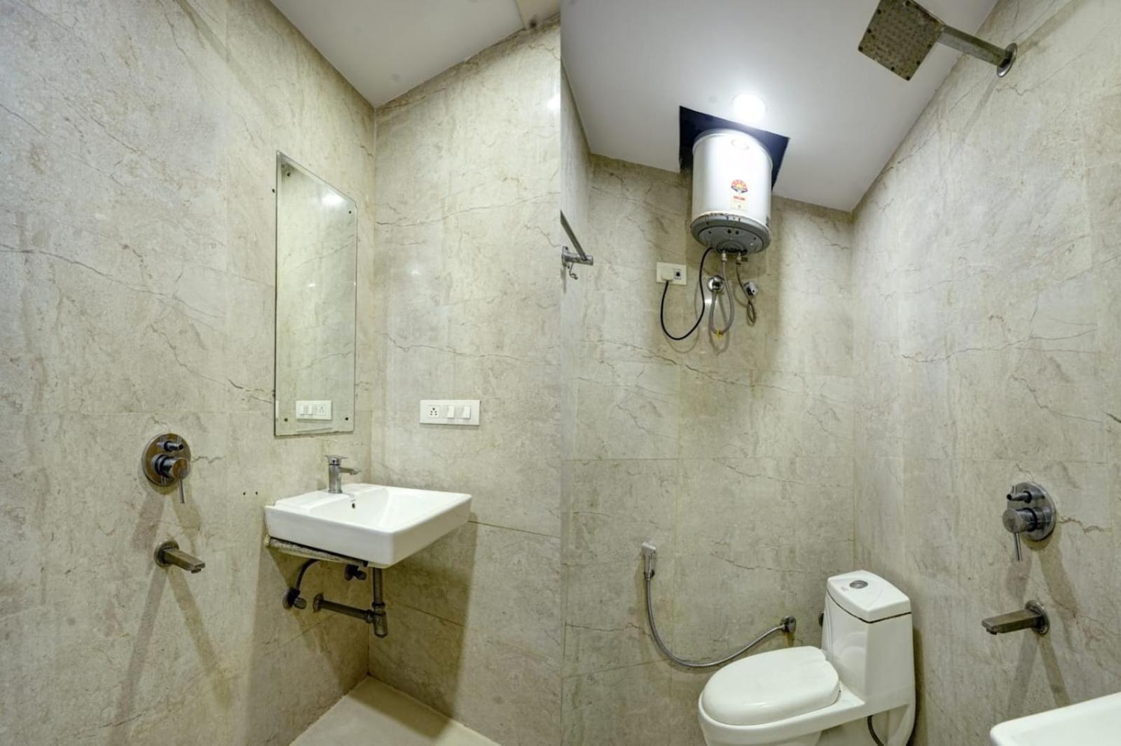 Lite Grand New Delhi